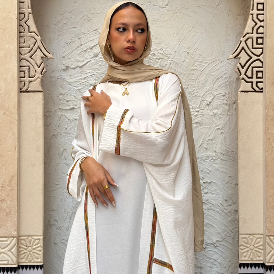 Madina Kaftan - ABAYOLOGY