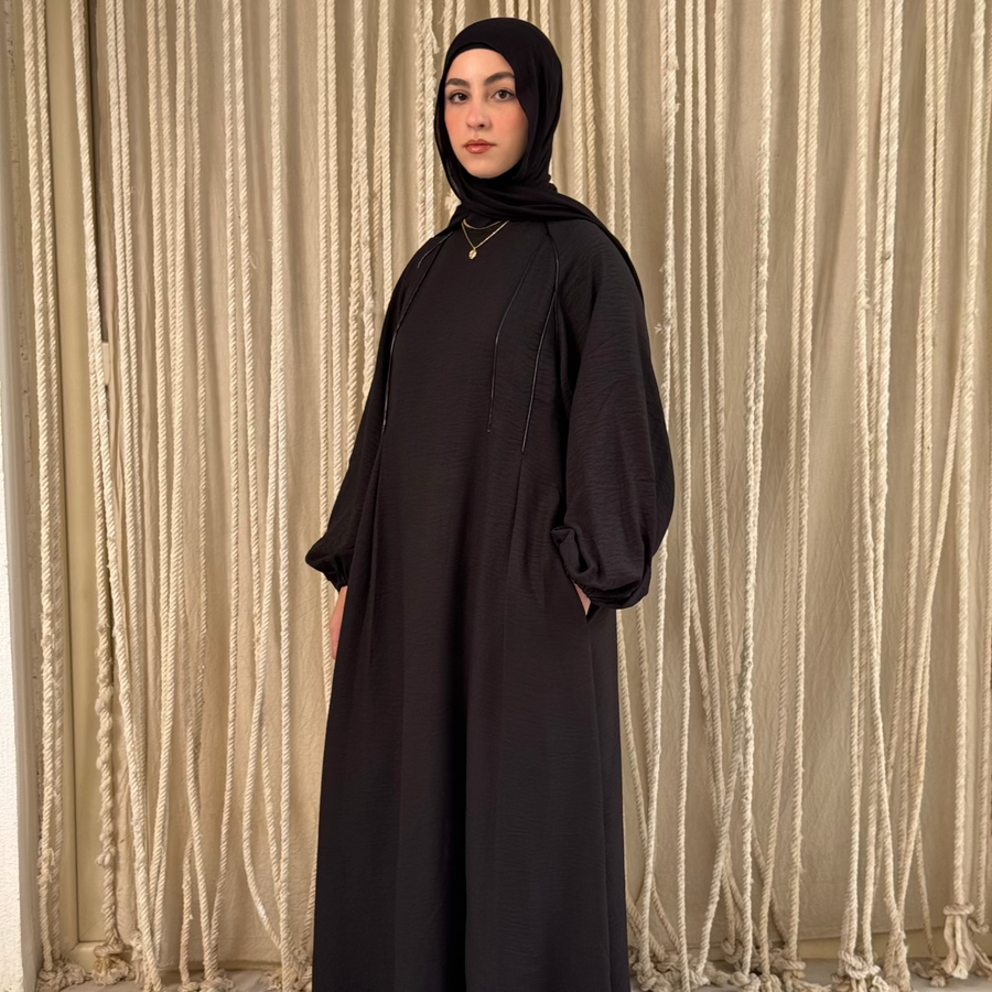 Rihanna Cloche Abaya Black - ABAYOLOGY