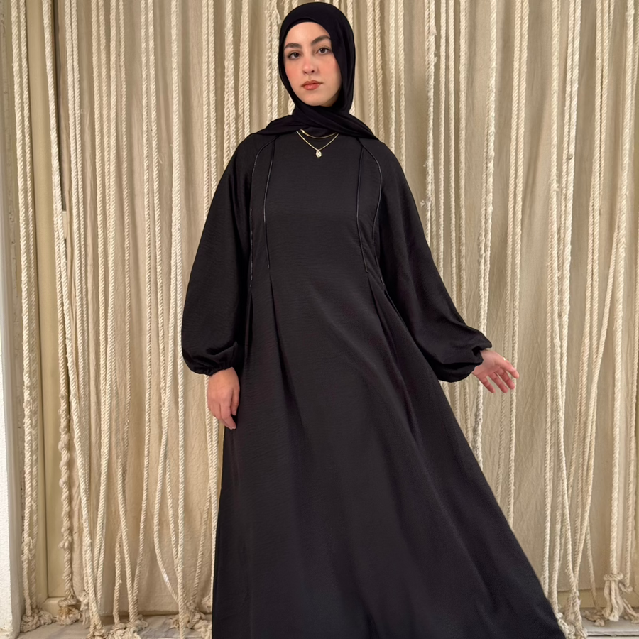 Rihanna Cloche Abaya Black - ABAYOLOGY