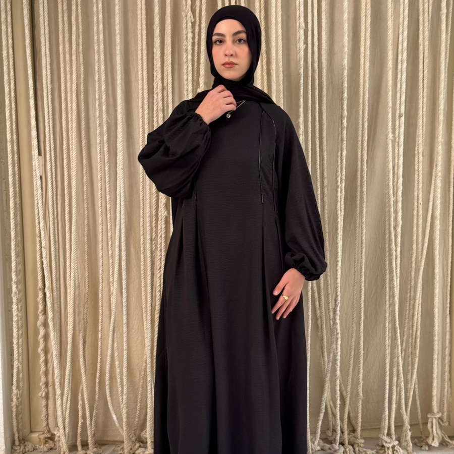 Rihanna Cloche Abaya Black - ABAYOLOGY